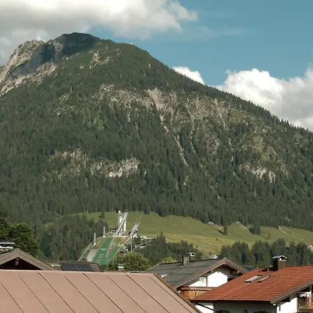 Apartman Haus Baum - *